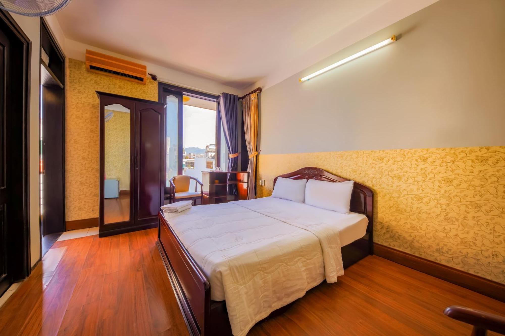 נה טראנג Ponys Hotel מראה חיצוני תמונה